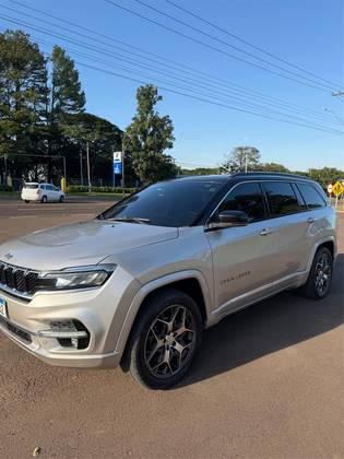 JEEP COMMANDER 2.0 TD380 TURBO DIESEL OVERLAND AT9